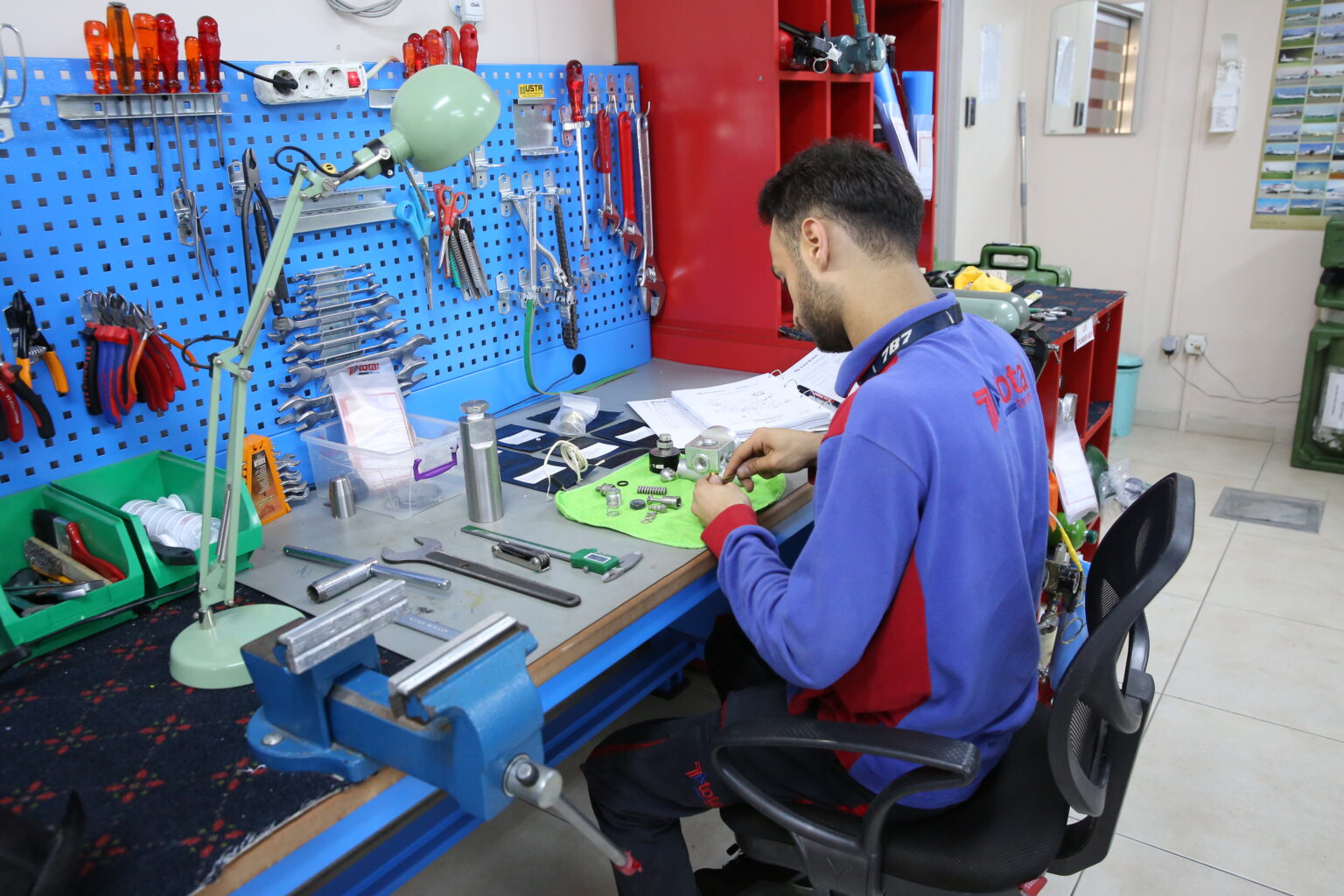 Total Technic workshop technician