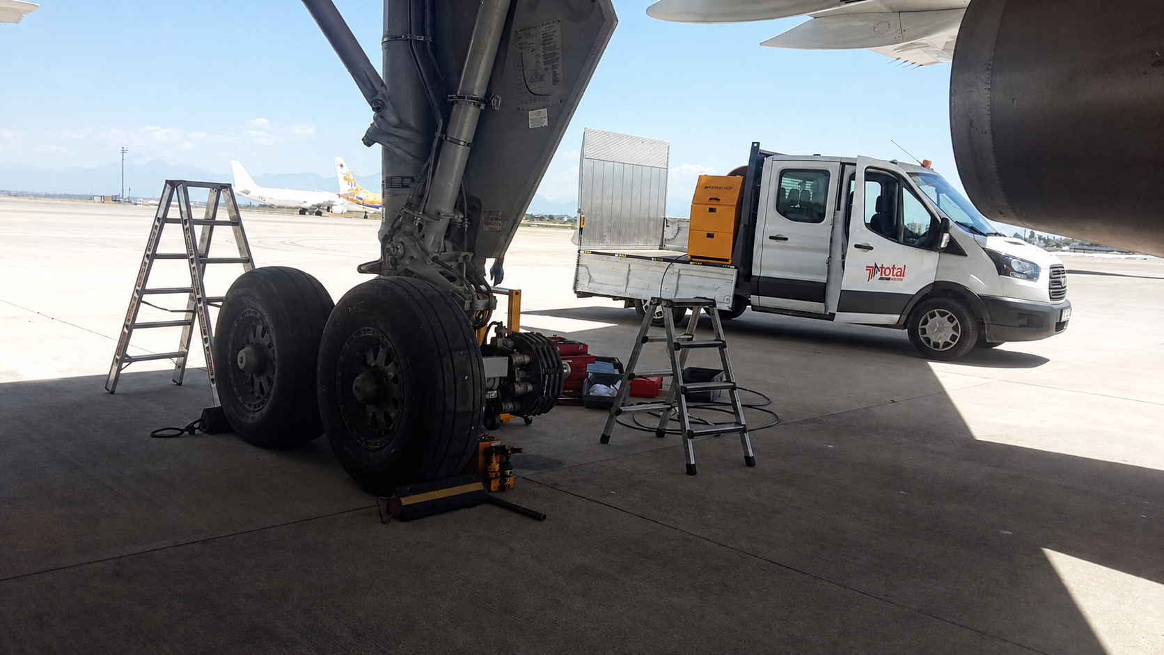 Total Technic AOG support at night